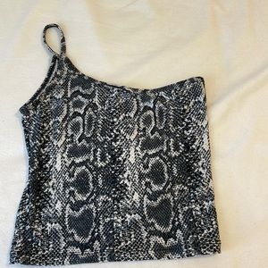 Super cool snake skin tank top. Off the shoulder and in perfect condition